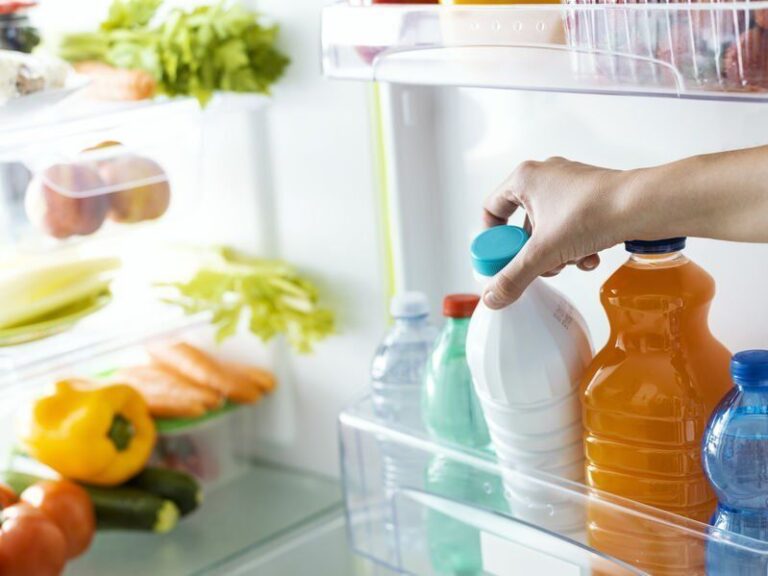 The Battle Against Refrigerator Odors